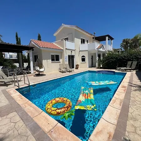 Villa Tamara With Private Pool Péjia Kültér fotó